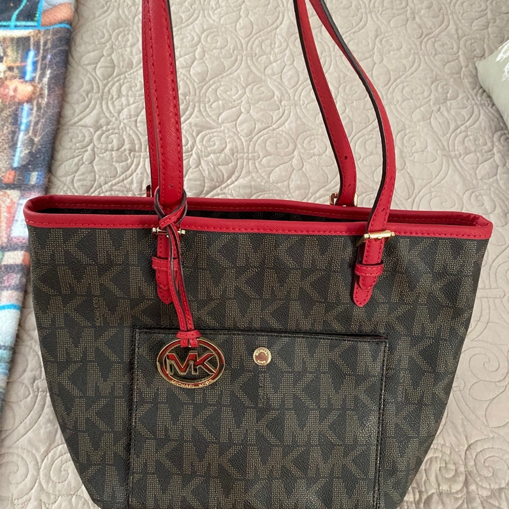 Michael Kors purse